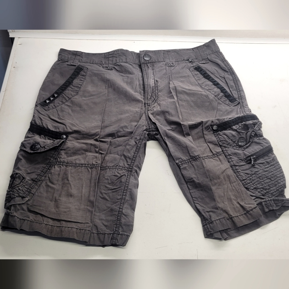 Black premium Affliction cargo shorts size 34